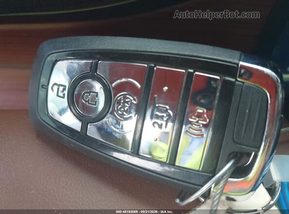 5LM5J7XCXLGL37243 2020 LINCOLN AVIATOR Red Առջևի վահանակի տեսք