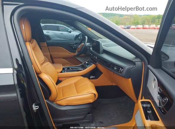 5LM5J9XC9SGL05734 2025 LINCOLN AVIATOR Black Front interior view