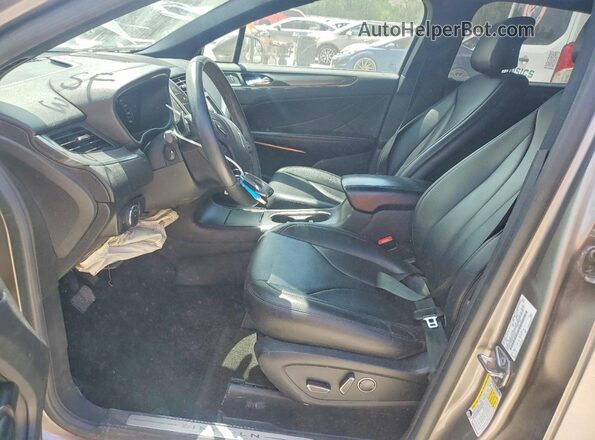 5LMCJ1C95GUJ27803 2016 LINCOLN MKC Beige Vista interior delantera