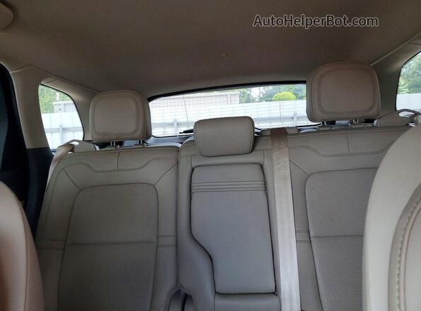 5LMCJ1C96LUL27731 2020 LINCOLN CORSAIR Black Rear seats view