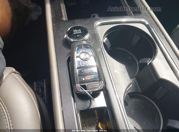 5LMCJ1CA8SUL12558 2025 LINCOLN CORSAIR White Dashboard view