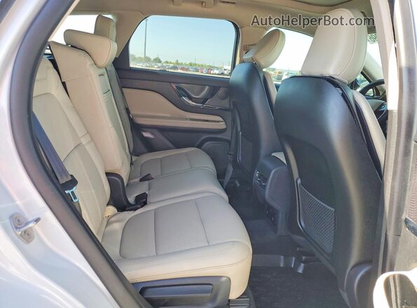 5LMCJ1CAXTUL02034 2026 LINCOLN CORSAIR White Vista interior trasera