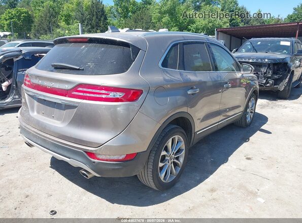 5LMCJ2C96KUL25708 2019 LINCOLN MKC Champagne უკანა მარჯვენა