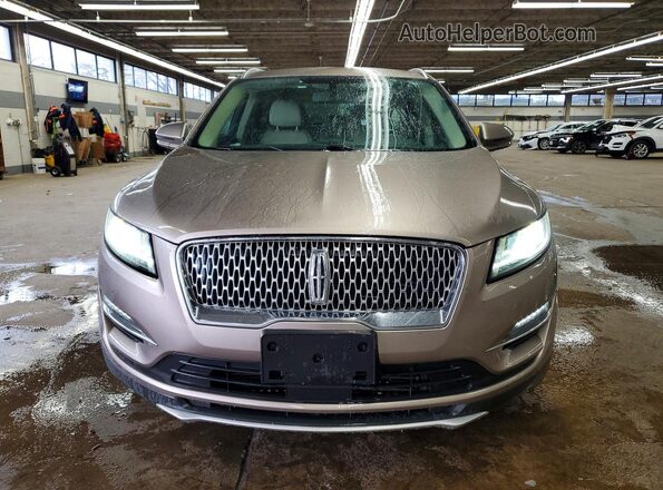 5LMCJ2C96KUL39799 2019 LINCOLN MKC Gray Front view