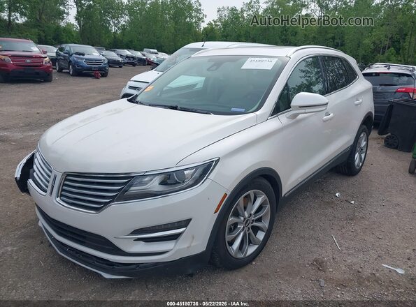 5LMCJ2D90JUL14751 2018 LINCOLN MKC Белый Передняя левая четверть