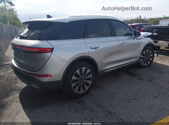 5LMCJ2D94LUL10446 2020 LINCOLN CORSAIR Silver Rear right