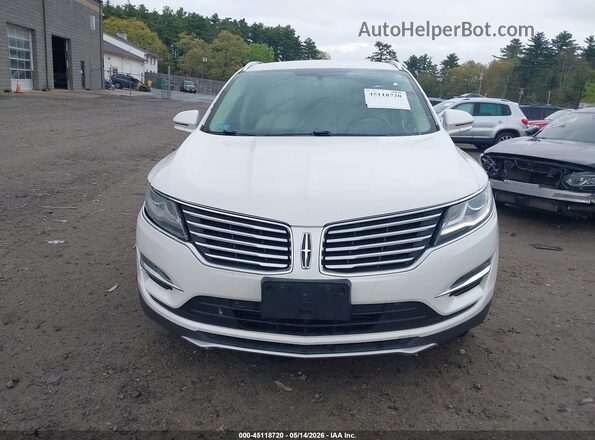 5LMCJ2D97HUL44419 2017 LINCOLN MKC White Սարքավորումների վահանակի տեսք