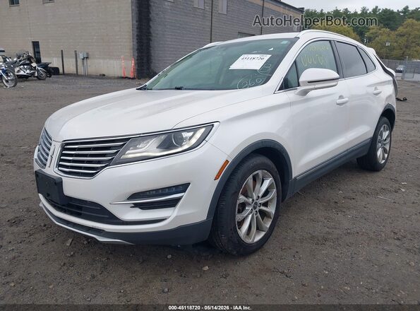 5LMCJ2D97HUL44419 2017 LINCOLN MKC White Առջևի ձախ երեք քառորդ տեսարան