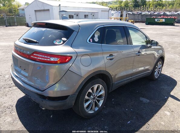 5LMCJ2D98HUL61164 2017 LINCOLN MKC Gray Rear right
