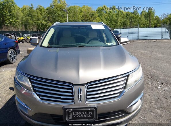 5LMCJ2D98HUL61164 2017 LINCOLN MKC Gray Instrument cluster view