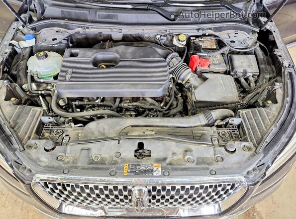 5LMCJ2DH2LUL08105 2020 LINCOLN CORSAIR Black ძრავის განყოფილების ხედი