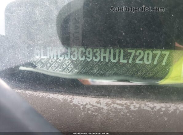 5LMCJ3C93HUL72077 2017 LINCOLN MKC Yellow 
