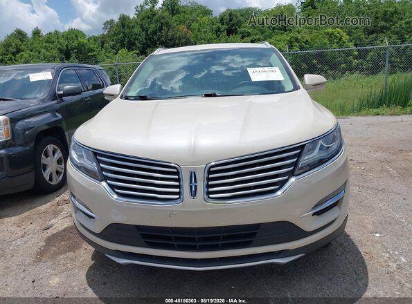 5LMCJ3C98JUL01320 2018 LINCOLN MKC Beige Սարքավորումների վահանակի տեսք