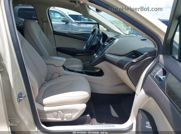 5LMCJ3C98JUL01320 2018 LINCOLN MKC Beige Սալոնի դիմացի տեսք
