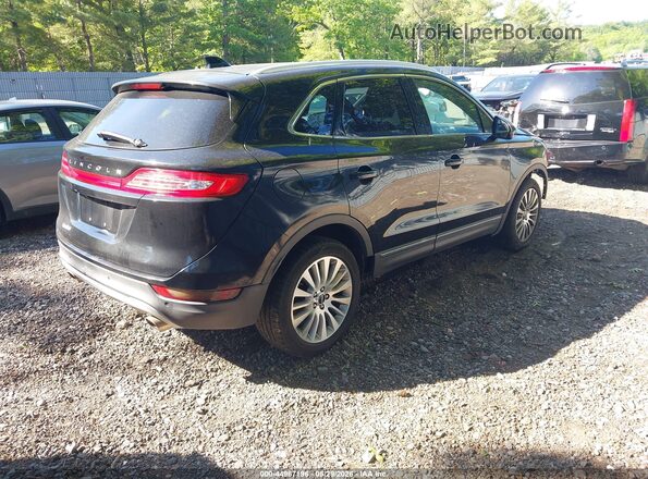 5LMCJ3D90HUL34143 2017 LINCOLN MKC Black Rear right