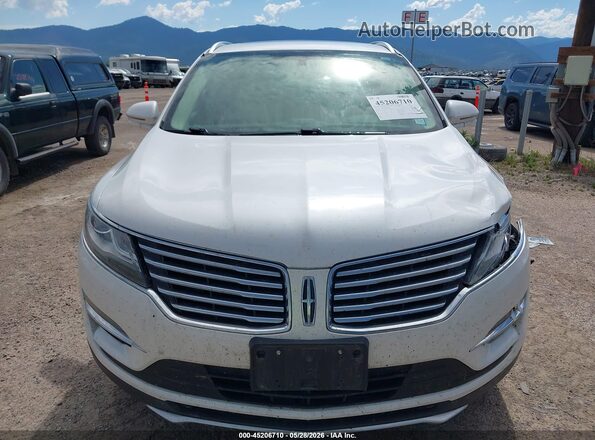 5LMCJ3D95HUL62858 2017 LINCOLN MKC White ხელსაწყოთა პანელის ხედი