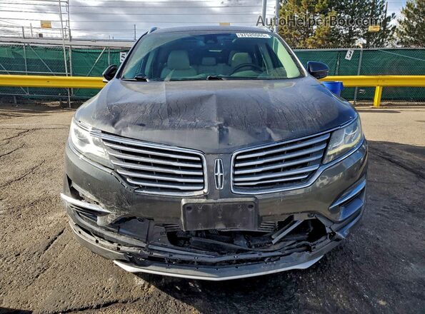 5LMCJ3D9XHUL04549 2017 LINCOLN MKC Gray Widok z przodu