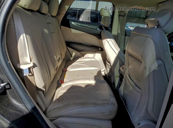 5LMCJ3D9XHUL04549 2017 LINCOLN MKC Gray Widok wnętrza z tyłu