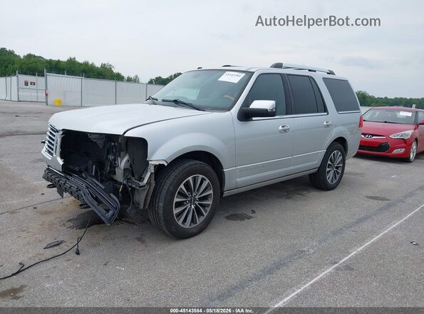 5LMJJ2JT2HEL01317 2017 LINCOLN NAVIGATOR Серебряный Передняя левая четверть