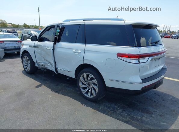 5LMJJ2KG8PEL01726 2023 LINCOLN NAVIGATOR White Trasero izquierdo