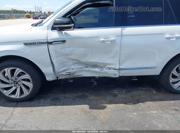 5LMJJ2KG8PEL01726 2023 LINCOLN NAVIGATOR White Vista frontal