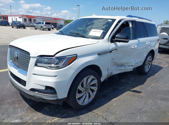 5LMJJ2KG8PEL01726 2023 LINCOLN NAVIGATOR White Vista tres cuartos delantera izquierda