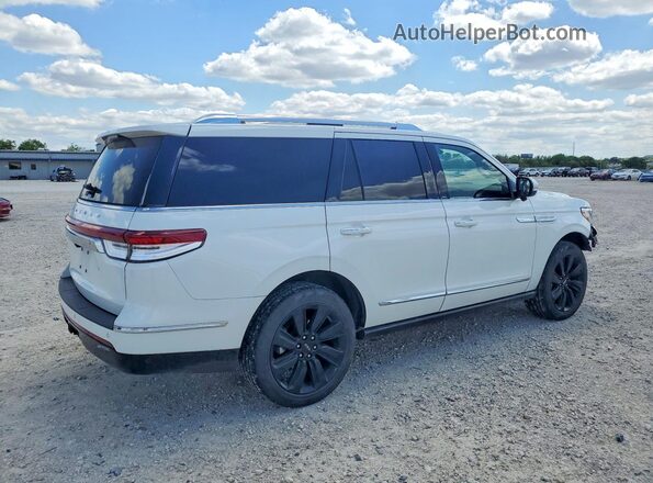 5LMJJ2LG7REL08832 2024 LINCOLN NAVIGATOR White Հետևի աջ