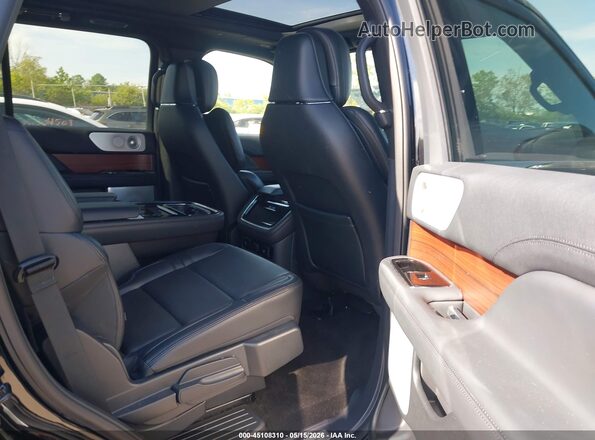 5LMJJ2LG8REL21119 2024 LINCOLN NAVIGATOR Black VIN კოდის სტიკერის ხედი