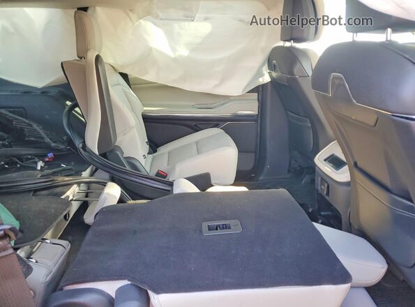 5LMJJ2LG8SEL11602 2025 LINCOLN NAVIGATOR Синий Вид задней части салона