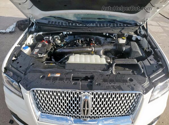 5LMJJ2LGXREL24295 2024 LINCOLN NAVIGATOR White ძრავის განყოფილების ხედი