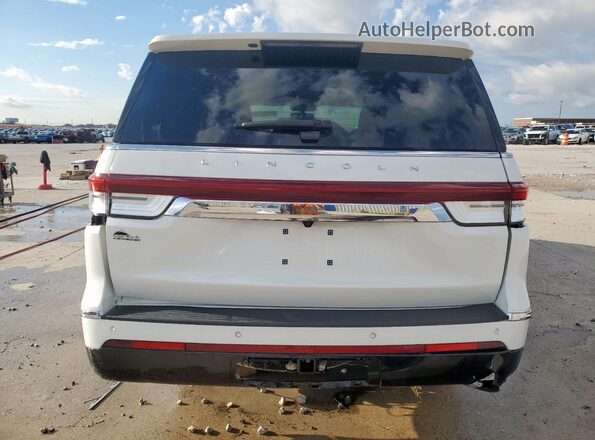 5LMJJ2LGXREL24295 2024 LINCOLN NAVIGATOR White უკანა ხედი