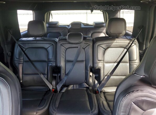 5LMJJ2LT4JEL19370 2018 LINCOLN NAVIGATOR Белый 