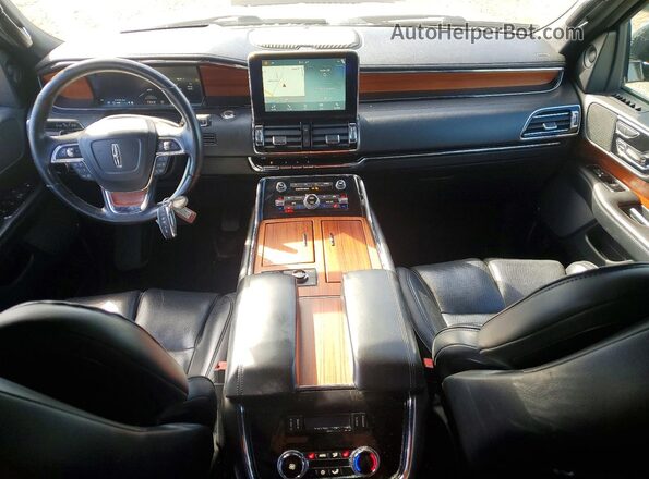 5LMJJ2LT4JEL19370 2018 LINCOLN NAVIGATOR Белый 