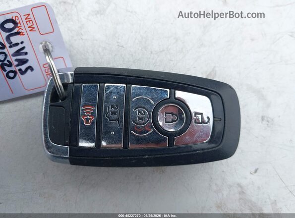 5LMJJ2LT5LEL01284 2020 LINCOLN NAVIGATOR White Widok deski rozdzielczej