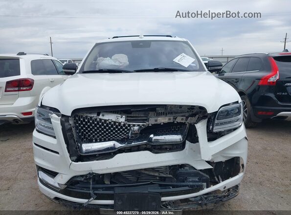 5LMJJ2LT5LEL01284 2020 LINCOLN NAVIGATOR White Widok wnętrza z tyłu