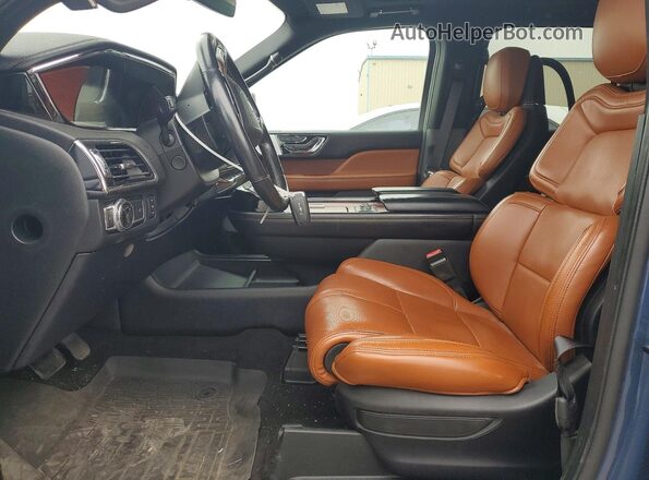 5LMJJ2LT8LEL13557 2020 LINCOLN NAVIGATOR Blue Widok wnętrza z przodu