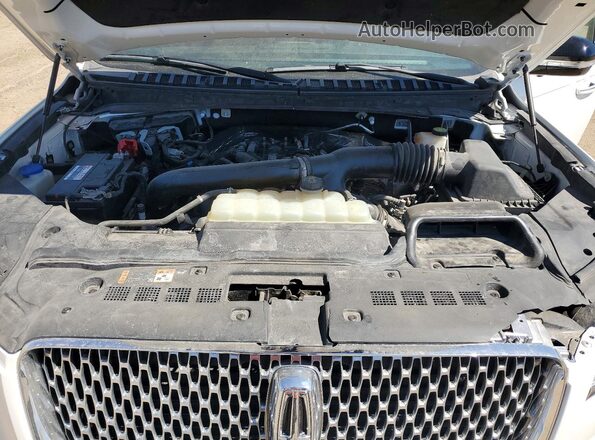 5LMJJ2NG2PEL12930 2023 LINCOLN NAVIGATOR White Widok komory silnika