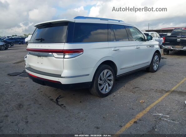 5LMJJ2NG4REL19932 2024 LINCOLN NAVIGATOR White Trasero derecho