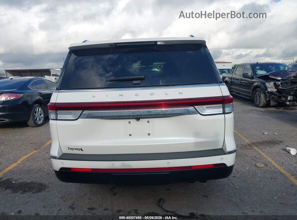 5LMJJ2NG4REL19932 2024 LINCOLN NAVIGATOR White 