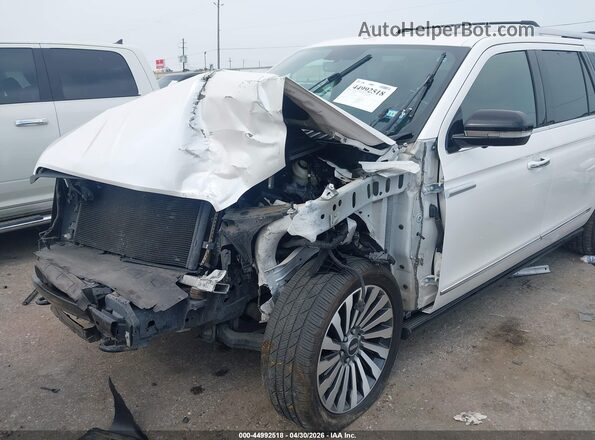 5LMJJ3LTXJEL08024 2018 LINCOLN NAVIGATOR L White Widok z przodu