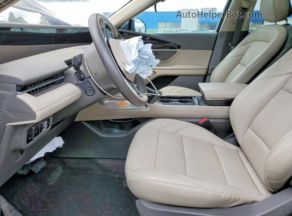 5LMPJ8J44RJ796506 2024 LINCOLN NAUTILUS Черный Вид салона спереди