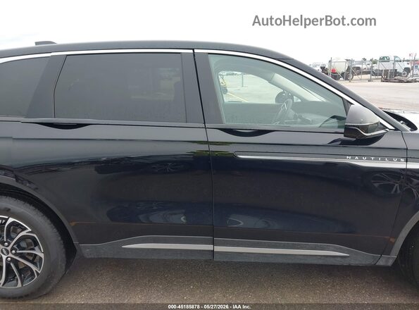 5LMPJ8JA6TJ042018 2026 LINCOLN NAUTILUS Black Widok wnętrza z tyłu