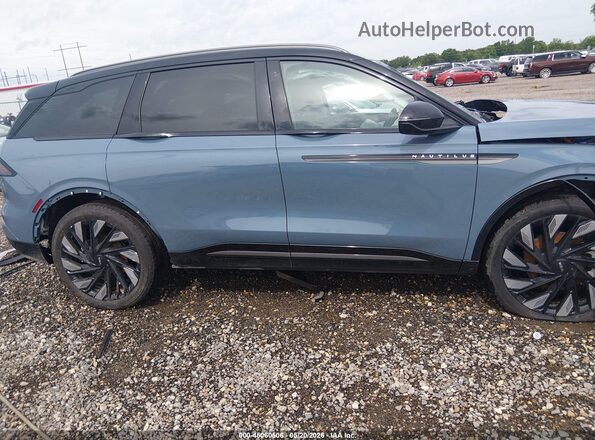5LMPJ8K49TJ997954 2026 LINCOLN NAUTILUS Blue Widok wnętrza z tyłu