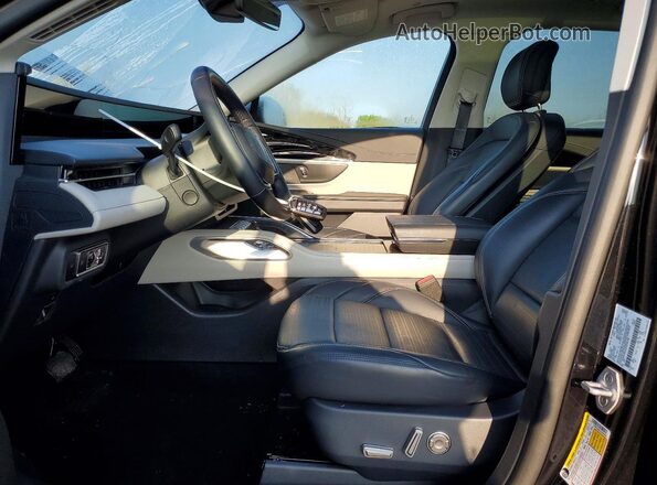 5LMPJ8KA4SJ908490 2025 LINCOLN NAUTILUS Black Widok wnętrza z przodu