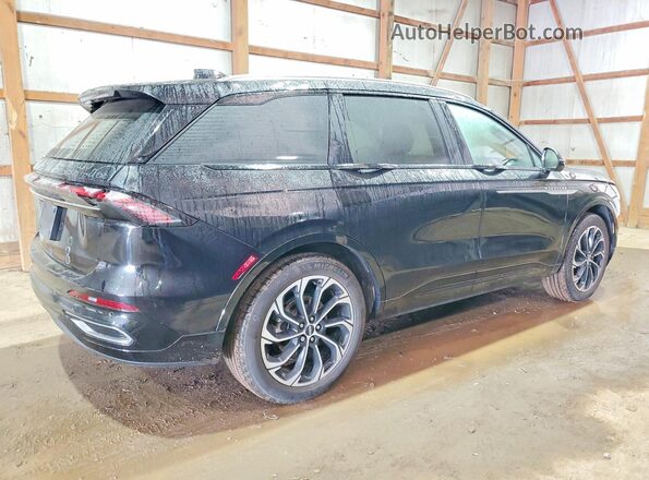 5LMPJ8KA4SJ908490 2025 LINCOLN NAUTILUS Black Tył prawy