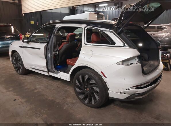 5LMPJ9JA5RJ824986 2024 LINCOLN NAUTILUS White Rear left