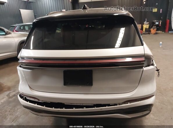 5LMPJ9JA5RJ824986 2024 LINCOLN NAUTILUS White 