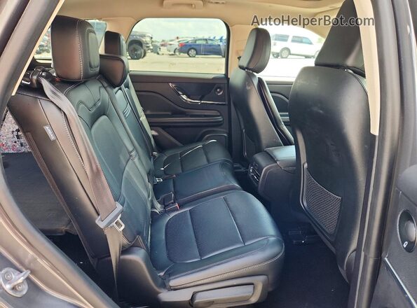 5LMTJ5DZ5PUL04744 2023 LINCOLN CORSAIR Gray Rear interior view
