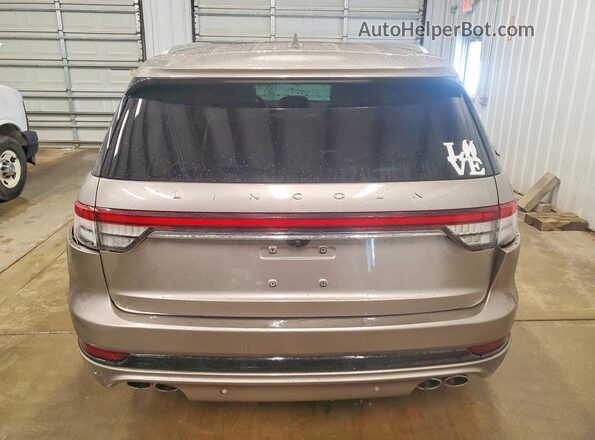 5LMYJ8XY5LGL19666 2020 LINCOLN AVIATOR Gold უკანა ხედი