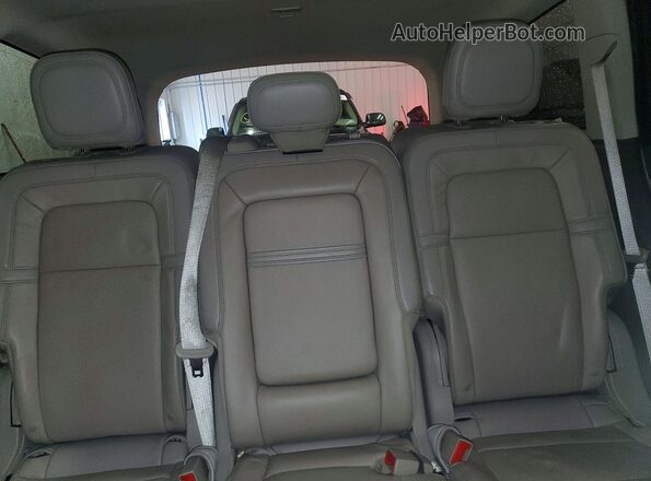 5LMYJ8XY5LGL19666 2020 LINCOLN AVIATOR Gold უკანა სავარძლების ხედი